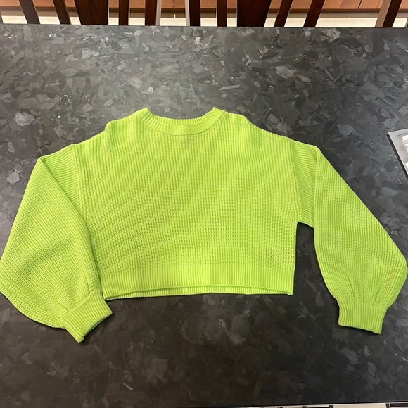 divided H&M Sweaters - H&M Knitted Crop Top